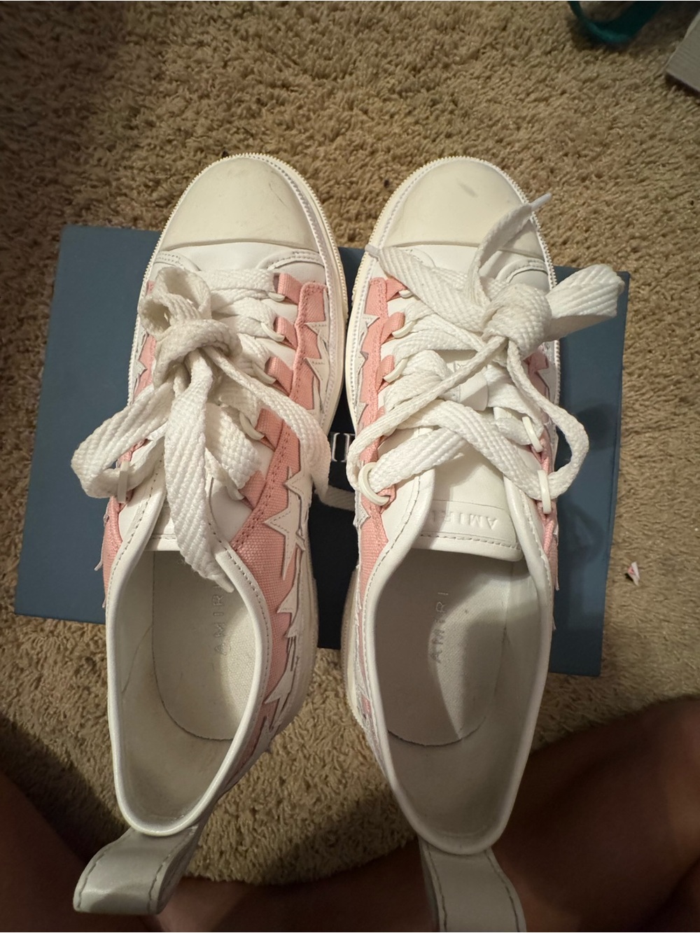 AMIRI Pink and White Star-Embellished Low Top Sneakers - Picture 6 of 11